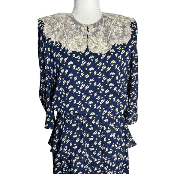 Vintage 80s Floral Midi Dress Medium Navy Blue Lace Collar 3/4 Sleeve Elastic - Picture 3 of 8